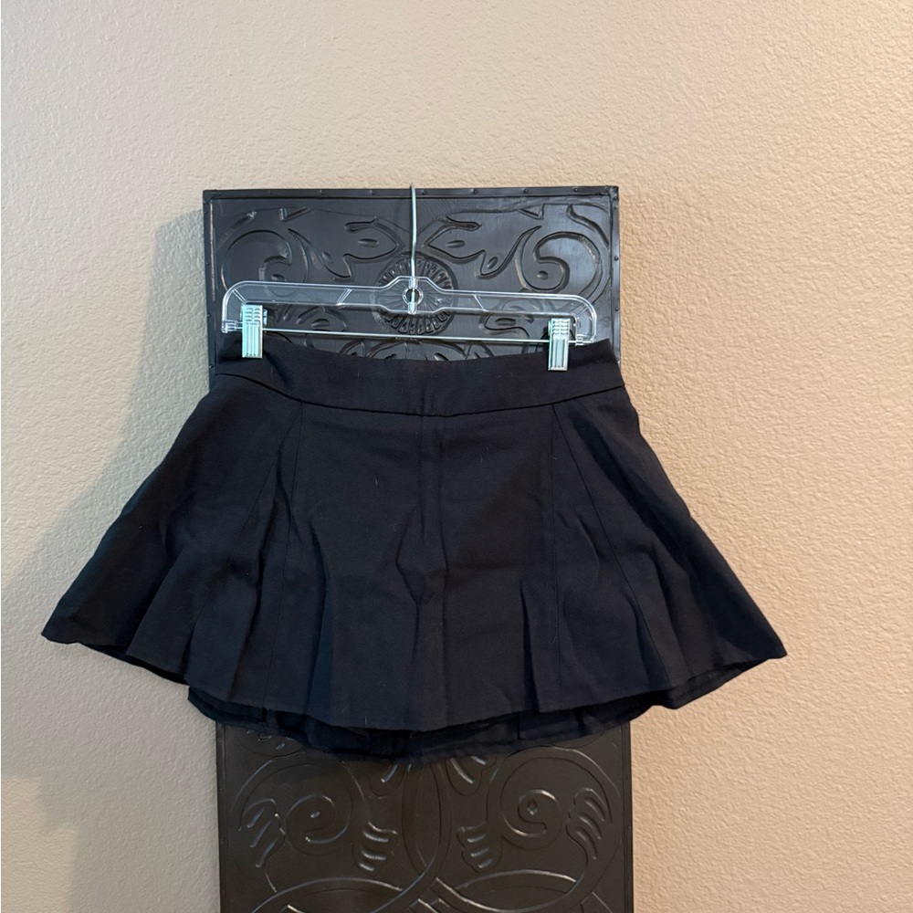 Brandy Melville Black Skater Skort